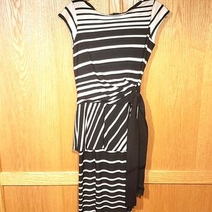 🌸🌸 Taylor Peplum Dress